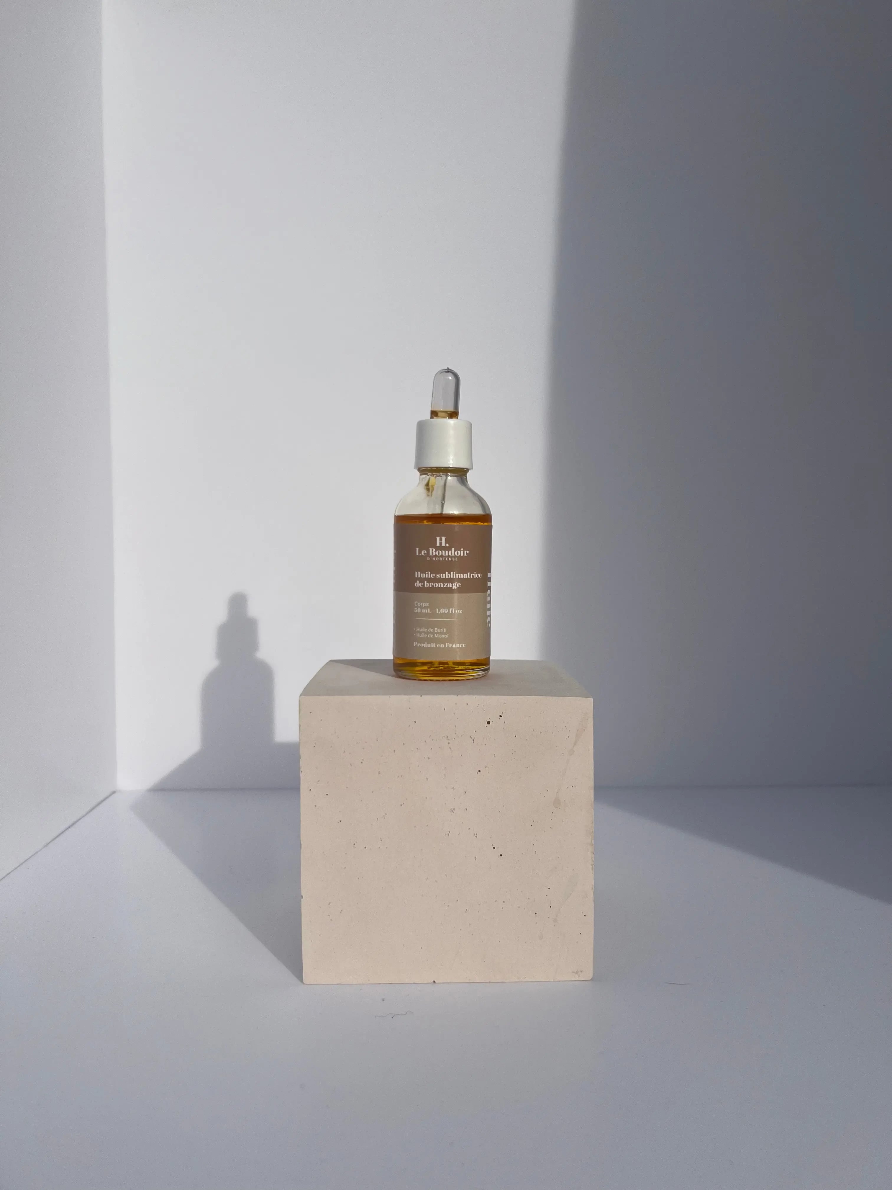 Huile sublimatrice de bronzage - Le Boudoir d'Hortense